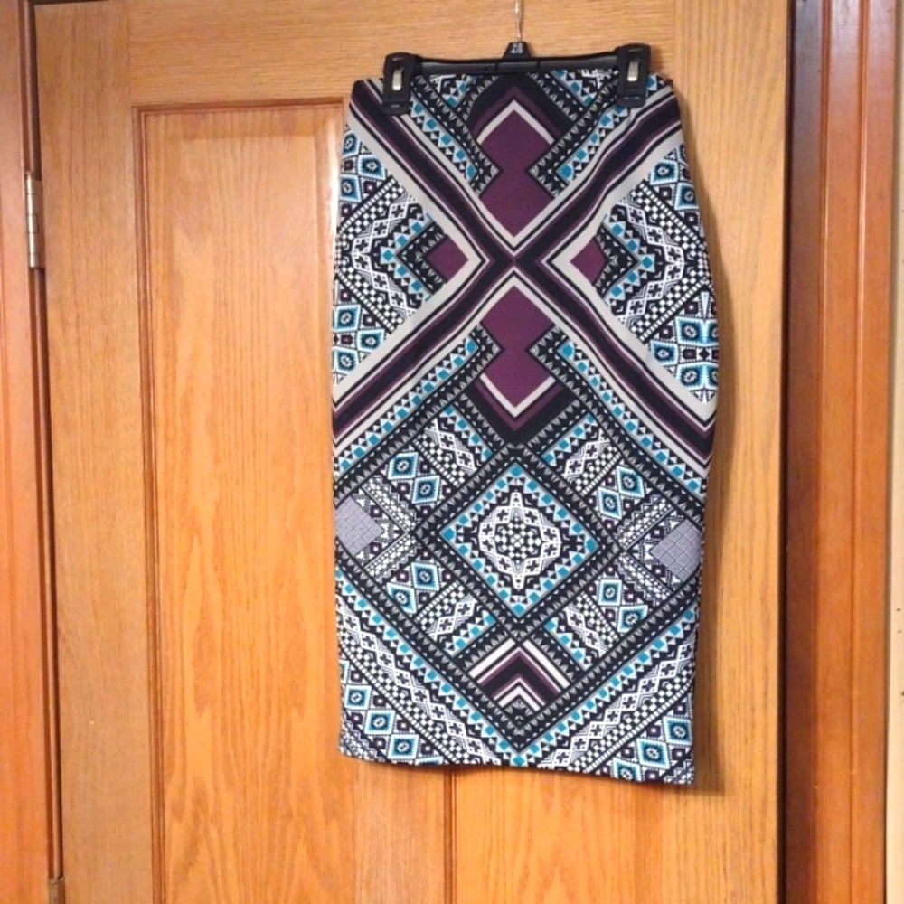 Unique Pattern Skirt